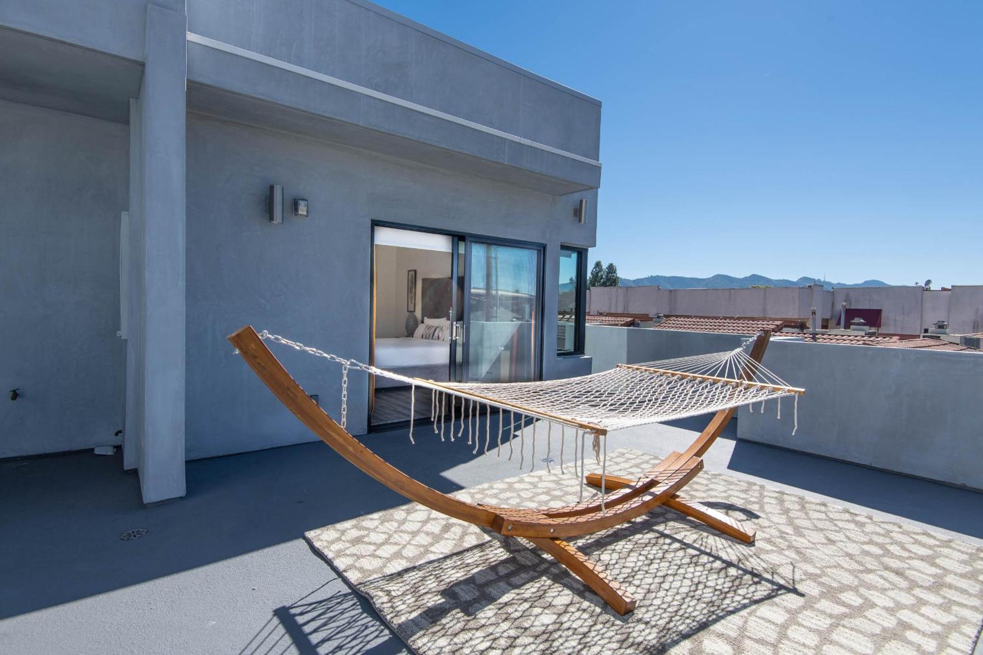 Regency Modern Apartments Glendale Dış mekan fotoğraf