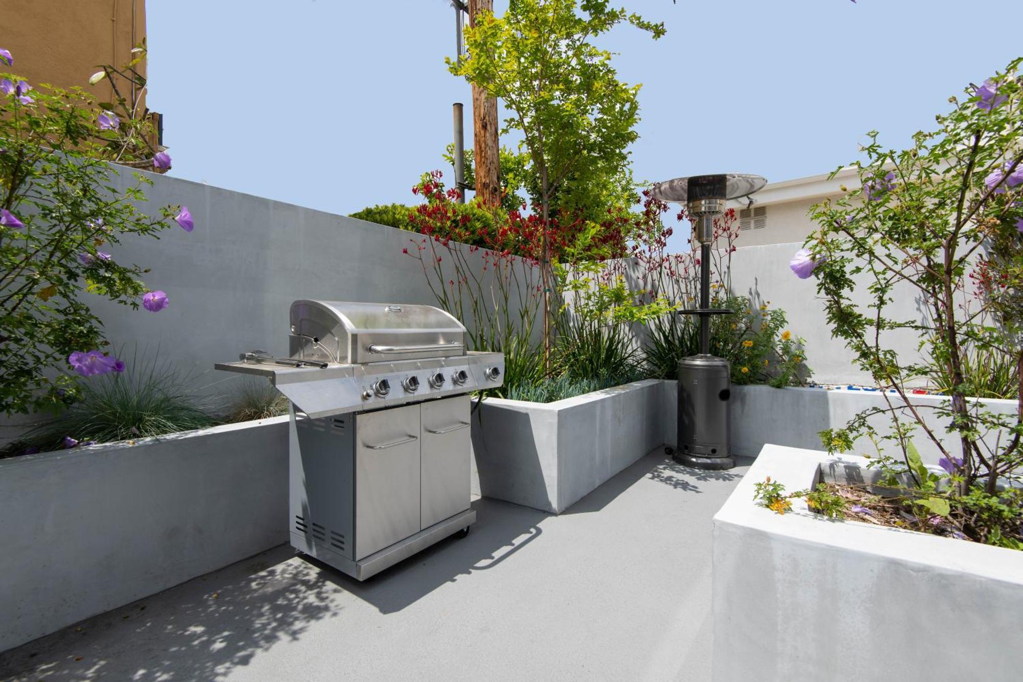 Regency Modern Apartments Glendale Dış mekan fotoğraf