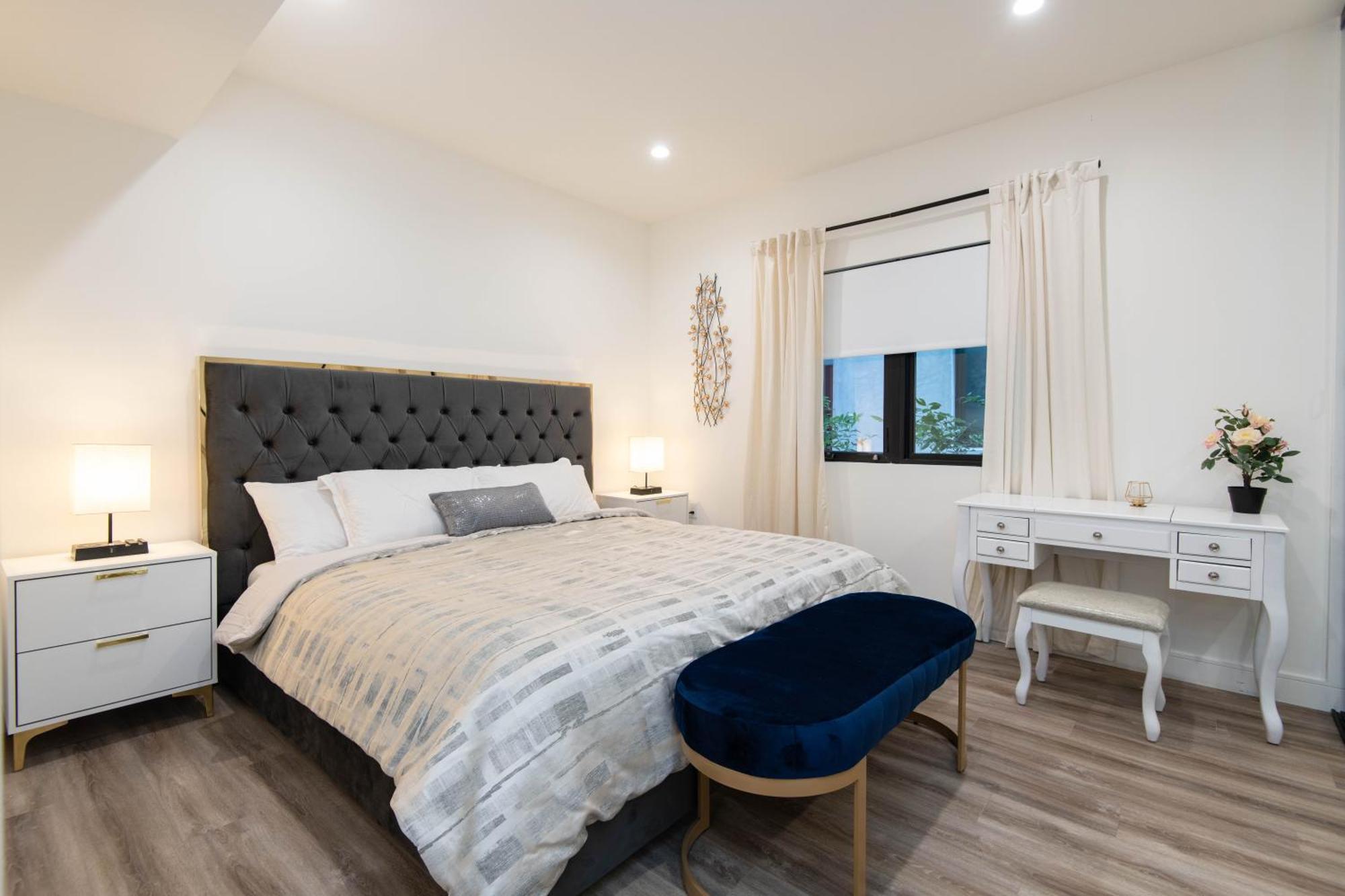 Regency Modern Apartments Glendale Dış mekan fotoğraf