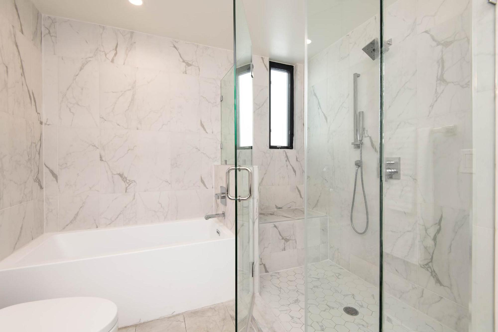 Regency Modern Apartments Glendale Dış mekan fotoğraf