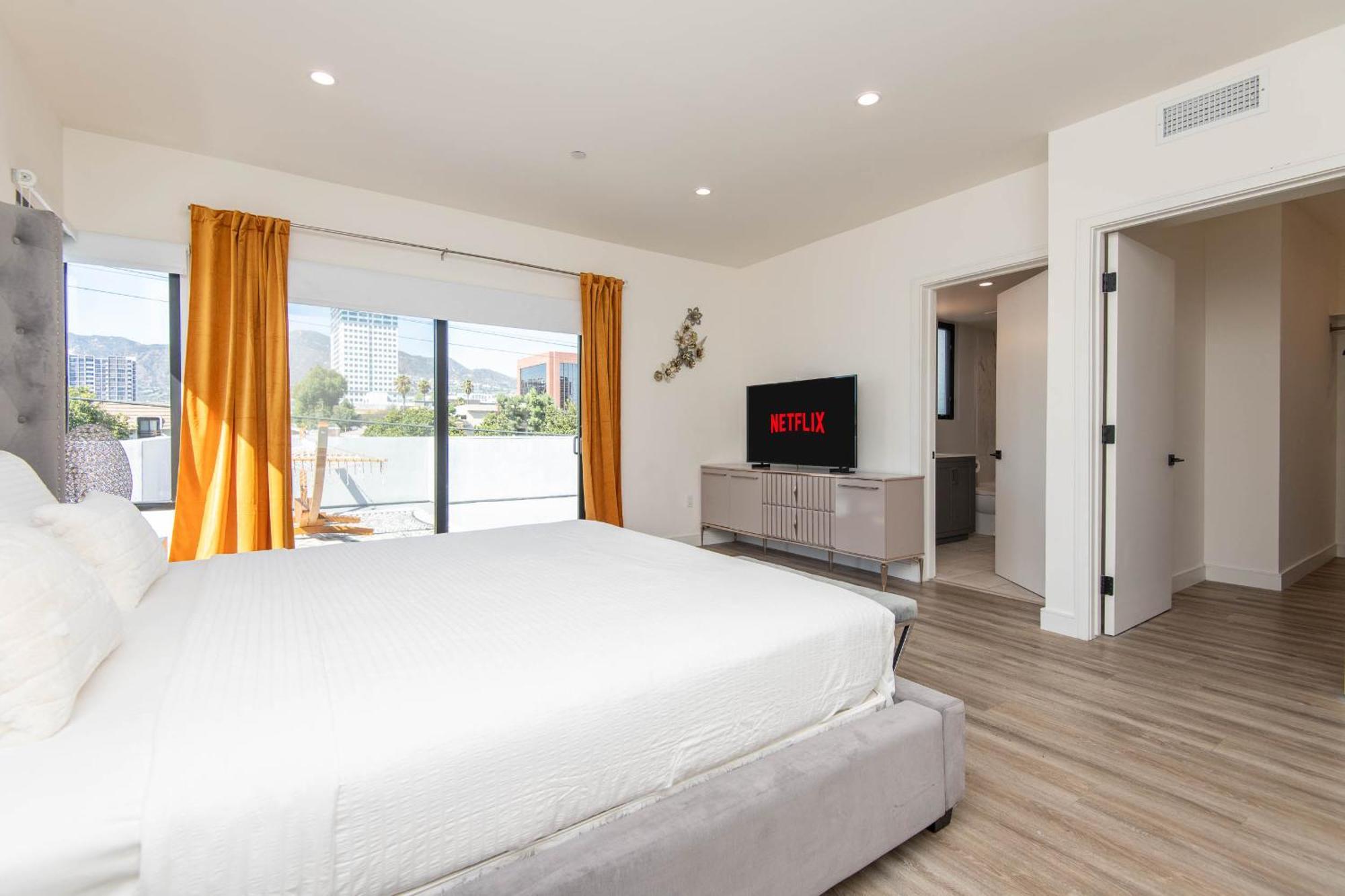 Regency Modern Apartments Glendale Dış mekan fotoğraf