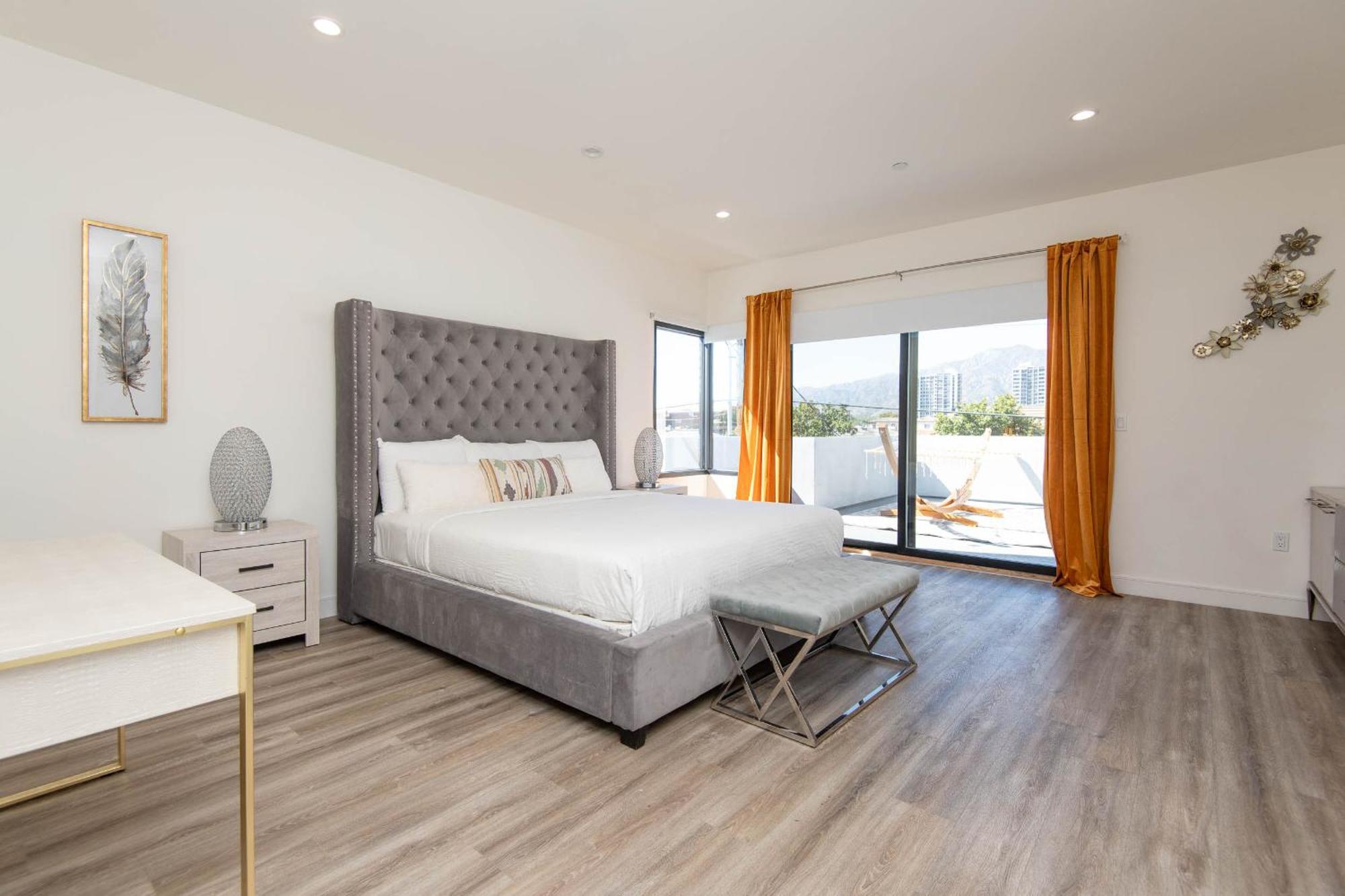 Regency Modern Apartments Glendale Dış mekan fotoğraf