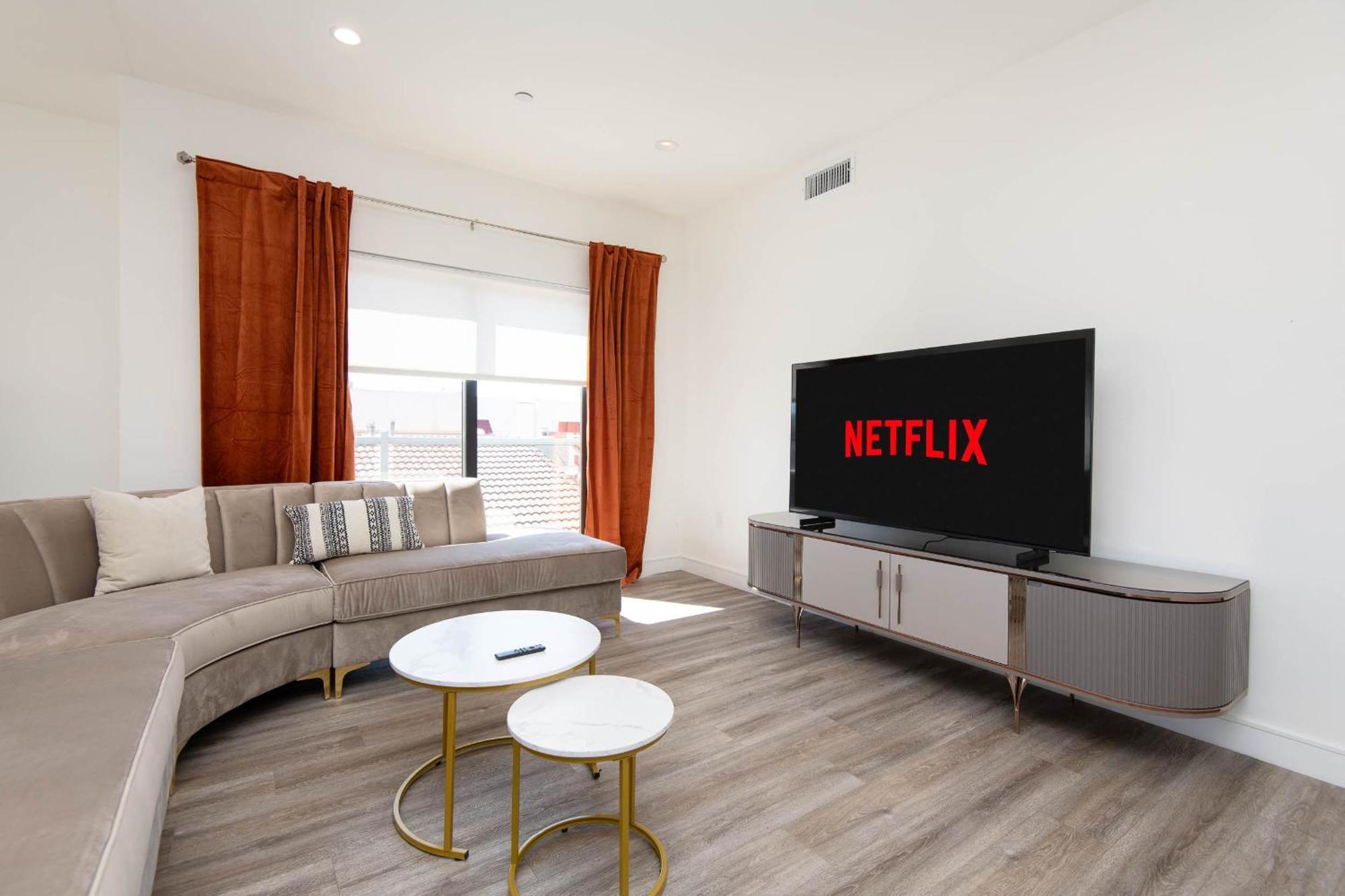 Regency Modern Apartments Glendale Dış mekan fotoğraf