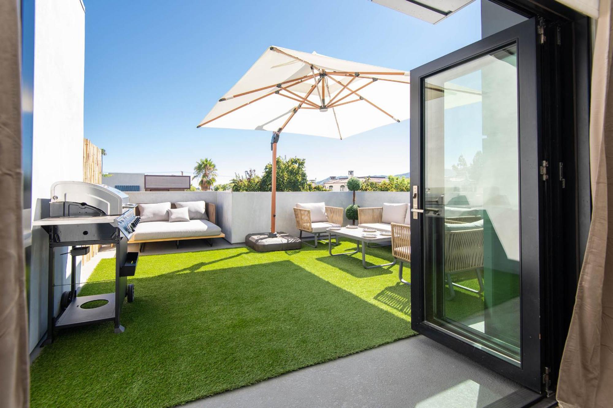 Regency Modern Apartments Glendale Dış mekan fotoğraf